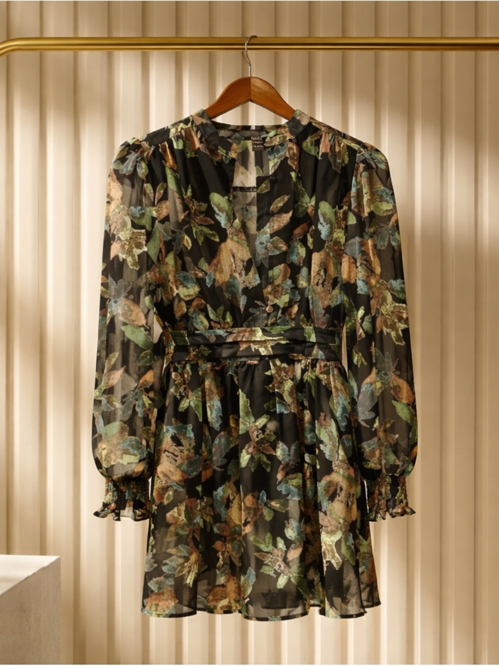 Floral Tie-Waist Midi Dress in Black and Green